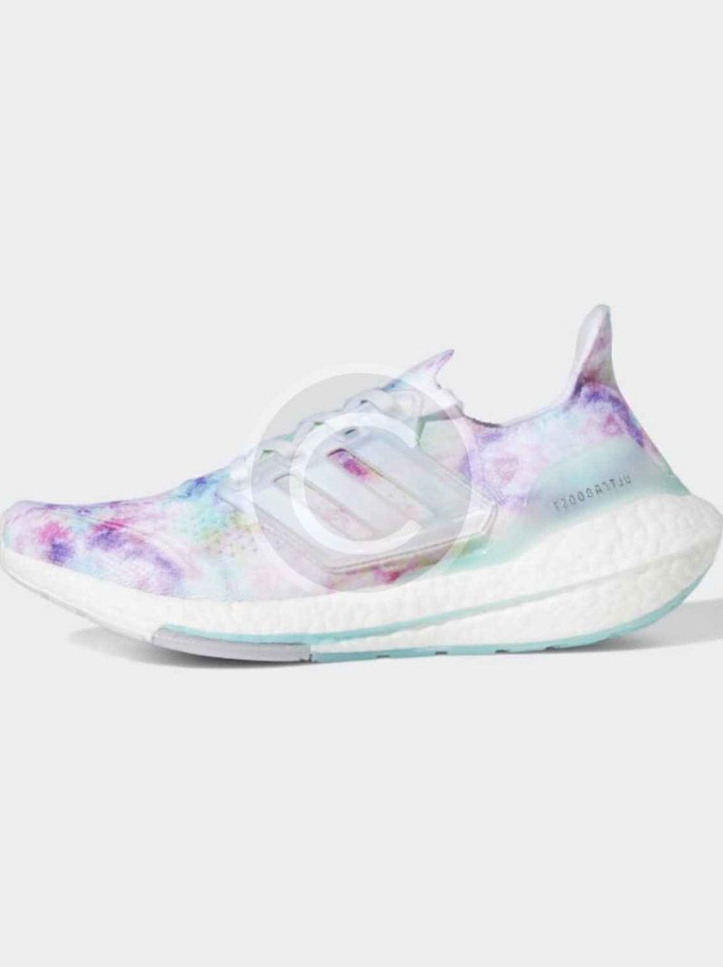 21 Ultraboost Run